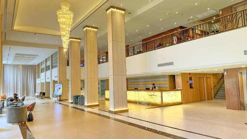 The Maruay Garden Hotel Bangkok Exterior foto
