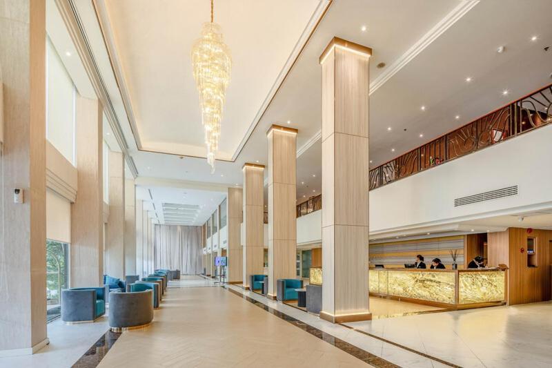 The Maruay Garden Hotel Bangkok Exterior foto