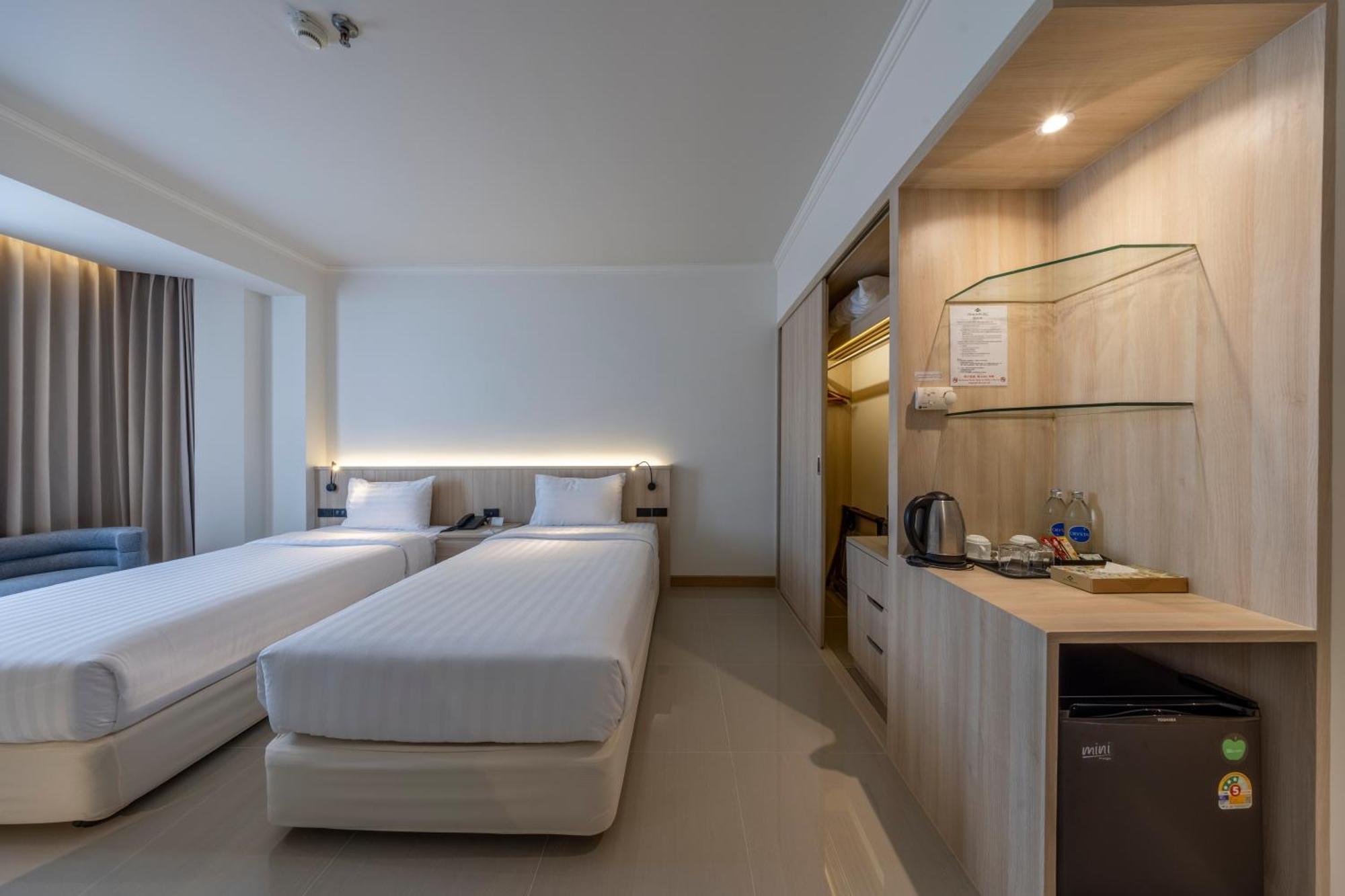 The Maruay Garden Hotel Bangkok Exterior foto