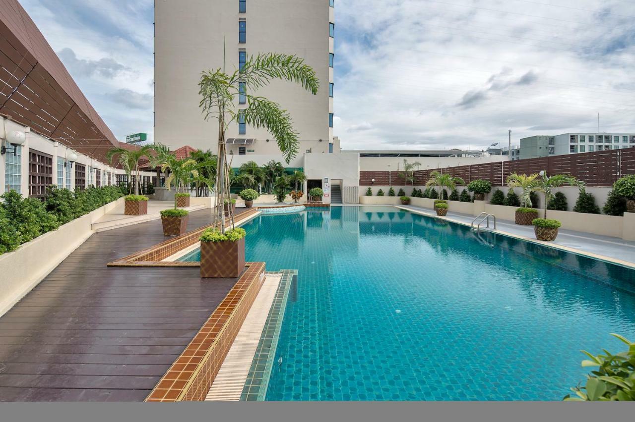 The Maruay Garden Hotel Bangkok Exterior foto